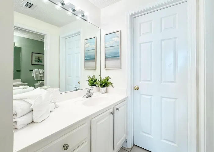 Apartment Club D-506 Beachfront-tons Of Amenities-3-restaurants-incredible Views *