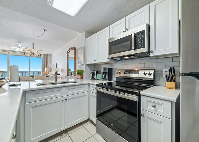 Club D-506 Beachfront-tons Of Amenities-3-restaurants-incredible Views *